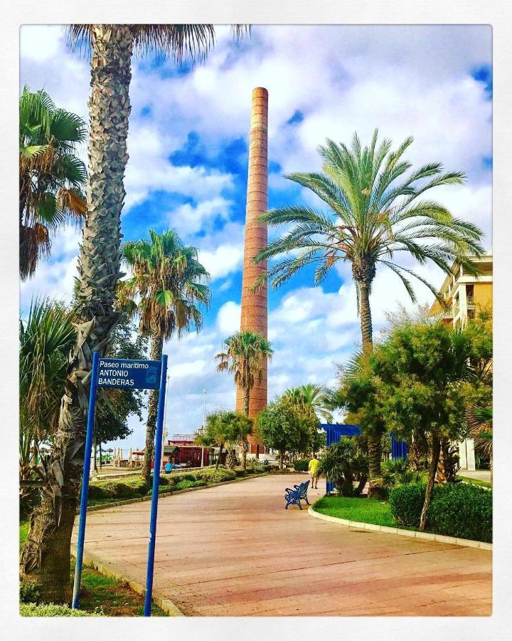 Precioso Apartamento A 5 Minutos Andando De La Playa Málaga Eksteriør bilde